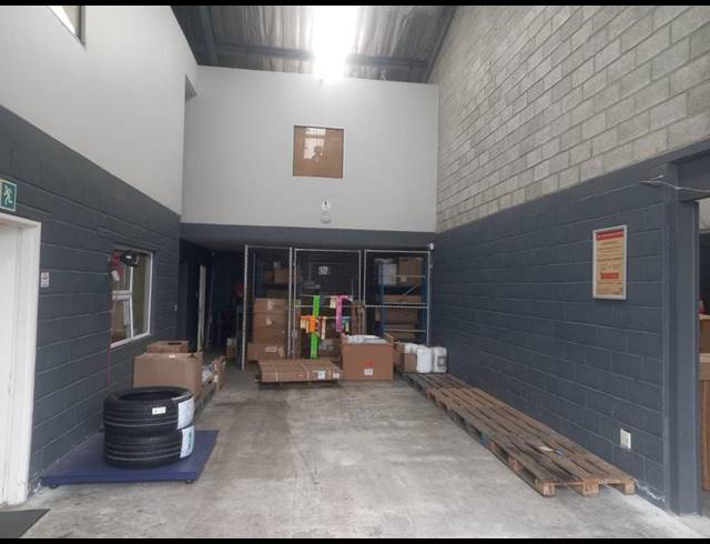 BUSINESS PROPERTY TO RENT IN WALMER